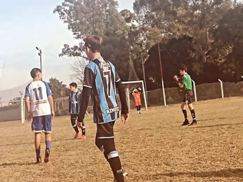 Falleció un joven de 16 años mientras jugaba un partido en Ensenada